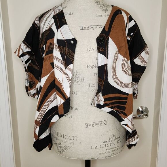 Tara Vao Crop Linen Shirt Jacket - Picture 5 of 11